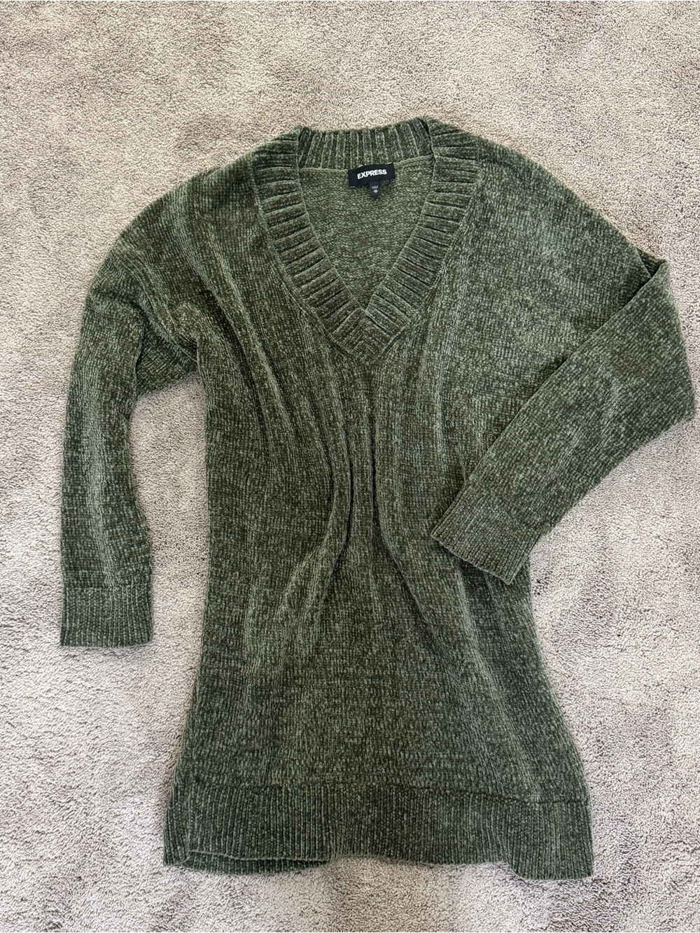 Express Olive Green V-Neck Ribbed Sweater Tunic
